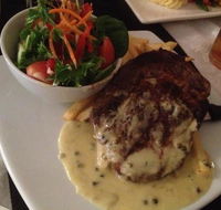 Bowning Hotel Dining Room - Newcastle Accommodation