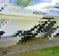 Dunbogan Boat Shed - Newcastle Accommodation
