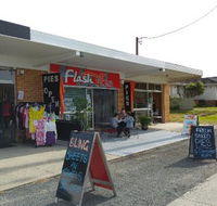 Flash Pies - Newcastle Accommodation