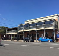 Commercial Hotel - Newcastle Accommodation