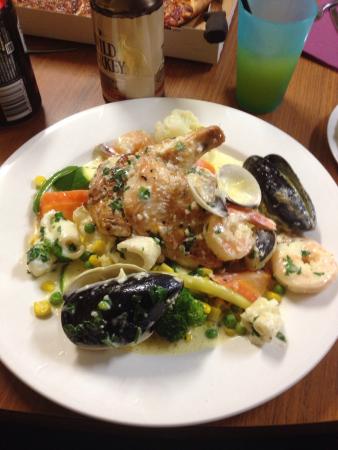 Kelly's Pub Toc - Farmers Arms Bar & Bistro - Newcastle Accommodation 0