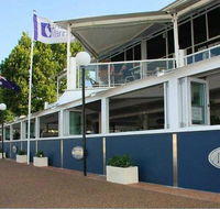 Mavericks on the Bay - Newcastle Accommodation