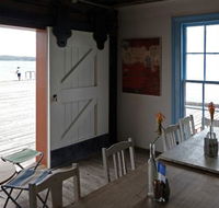 The Wharf Local - Newcastle Accommodation