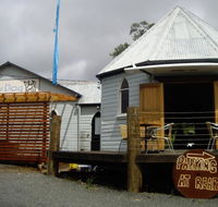 Salty Dog Seafood Cafe - Newcastle Accommodation