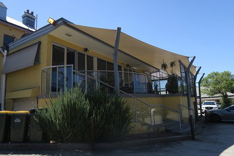 The Family Hotel Maitland - Newcastle Accommodation 0