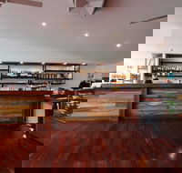 The Timbercutter - Newcastle Accommodation