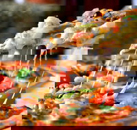 Jimmy's  Pizza Box 66 - Newcastle Accommodation