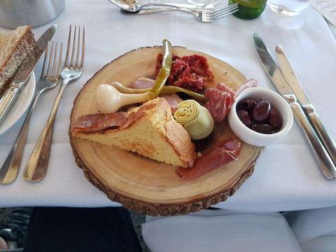 Conservatory Restaurant - New Castle Tourism 0