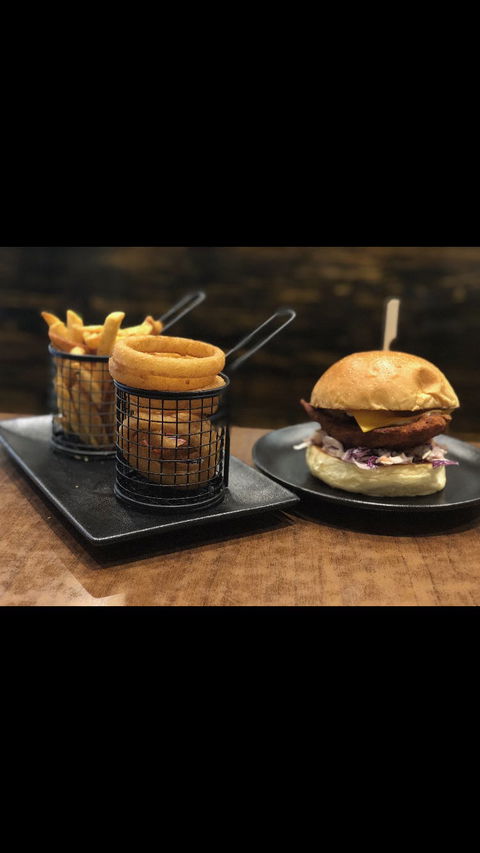 House Of Burgers - New Castle Tourism 0