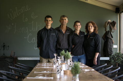 Long Table Cafe - New Castle Tourism 0