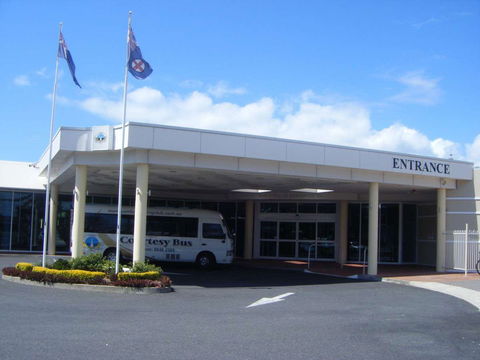 Norfolk Bistro At Yamba Bowling Club - Newcastle Accommodation 0