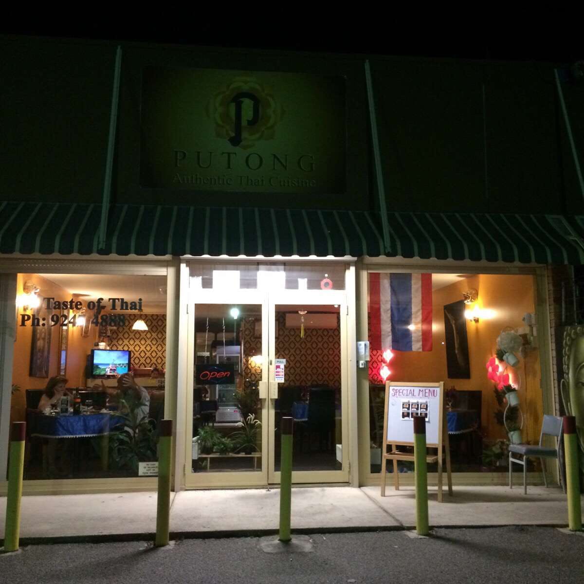 Alexander Heights WA Newcastle Accommodation