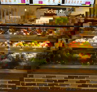 Squeezz Juice Bars - Newcastle Accommodation