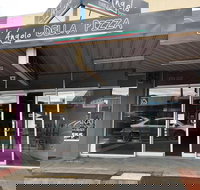 L'angolo Della Pizza - Newcastle Accommodation