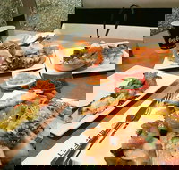 Star Buffet - Seven Hills - Newcastle Accommodation