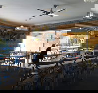 Cardian's Coffee Lounge - Newcastle Accommodation