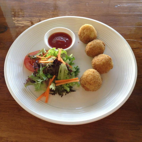 Cafe Ruche - Newcastle Accommodation 0