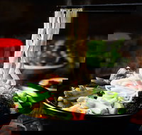 Lucky Cheng's - Newcastle Accommodation