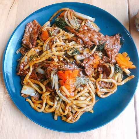 Marloi Thai - Newcastle Accommodation 0