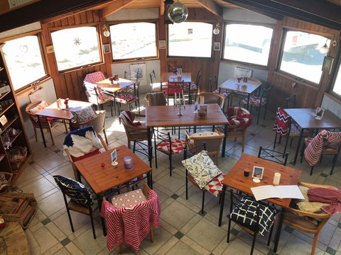 Hillbrook Hygge Cafe - New Castle Tourism 1