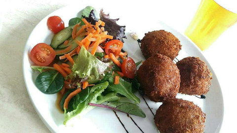 The Heights Bar And Bistro - Newcastle Accommodation 0