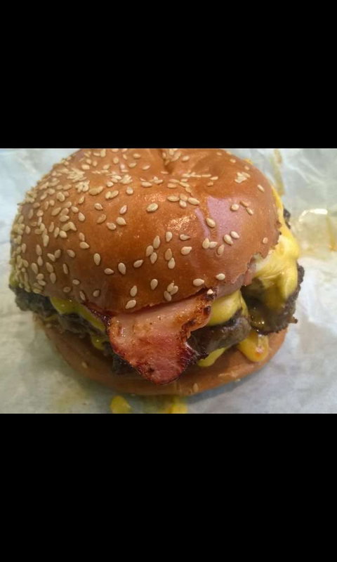 Burger Factory And Juice Bar - Newcastle Accommodation 0