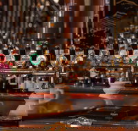 Gilroy's Hotel - Newcastle Accommodation