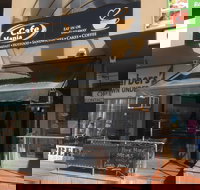 Salt Seafood  Burger Bar - Newcastle Accommodation