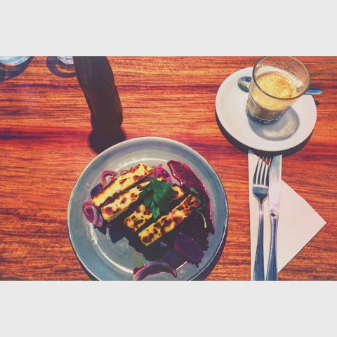 Table View - Newcastle Accommodation 0