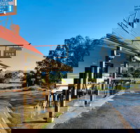 Tintaldra Hotel - Newcastle Accommodation