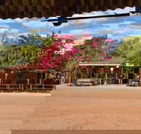 Daly Waters Historic Pub - Newcastle Accommodation