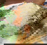 7th Avenue Bar  Restaurant