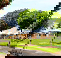 Badger Creek Blueberry Winery - Newcastle Accommodation