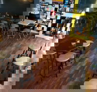 Little Earth Cafe - New Castle Tourism