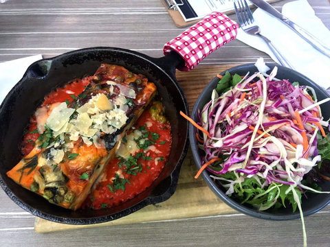 Warran Glen Cafe - Newcastle Accommodation 0