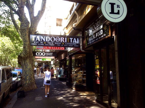 Sadi Tandoori Taj Indian Takeaway And Restaurant - New Castle Tourism 0
