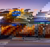 Vino Lokal - Newcastle Accommodation