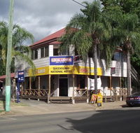 Queensland National Hotel - Newcastle Accommodation