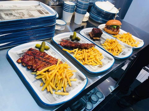 American Bar & Grill - Newcastle Accommodation 0