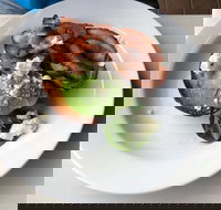 Beachstone Cafe - Newcastle Accommodation