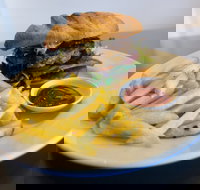 Lucy's Espresso Bar - New Castle Tourism