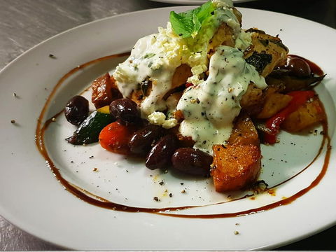 The Hunter Artisan Gallery And Cafe - Newcastle Accommodation 2
