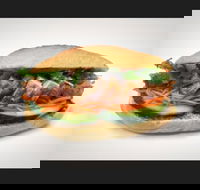 Mrs Luu's - Bowen Hills - Newcastle Accommodation