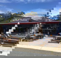 Beach House Providore - Newcastle Accommodation
