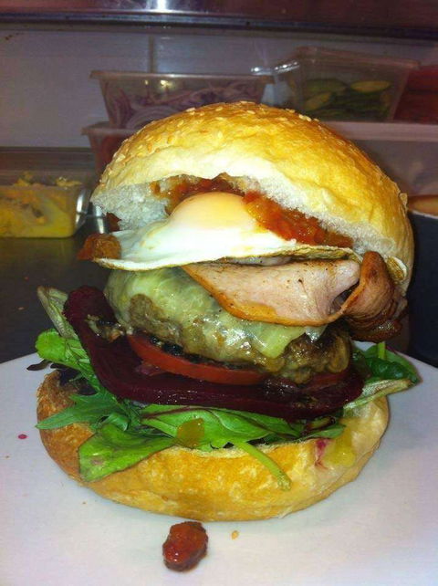 Ellie's Cafe - Newcastle Accommodation 0