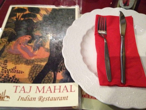Taj Mahal Indian Restaurant - Newcastle Accommodation 0