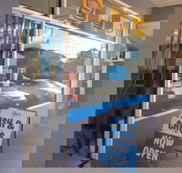 Cleo's Quality Fish  Chips - Newcastle Accommodation