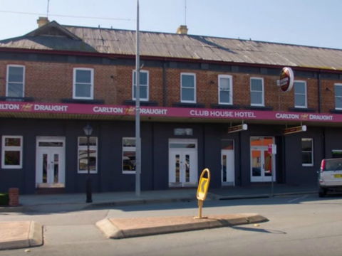 The Clubhouse Hotel - Newcastle Accommodation 2