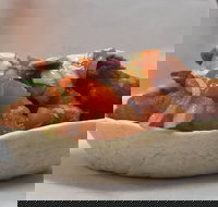 Jumbo's Shark and Tatie