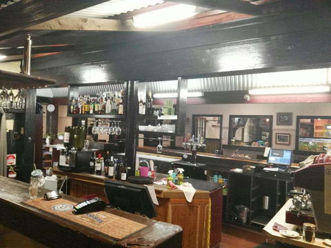 Kinglake Pub - Newcastle Accommodation 0